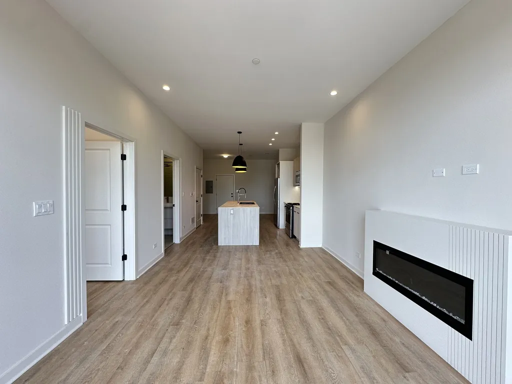 6340 W Belmont Ave, ,  60634, USA 60634-unit#202-Chicago-IL