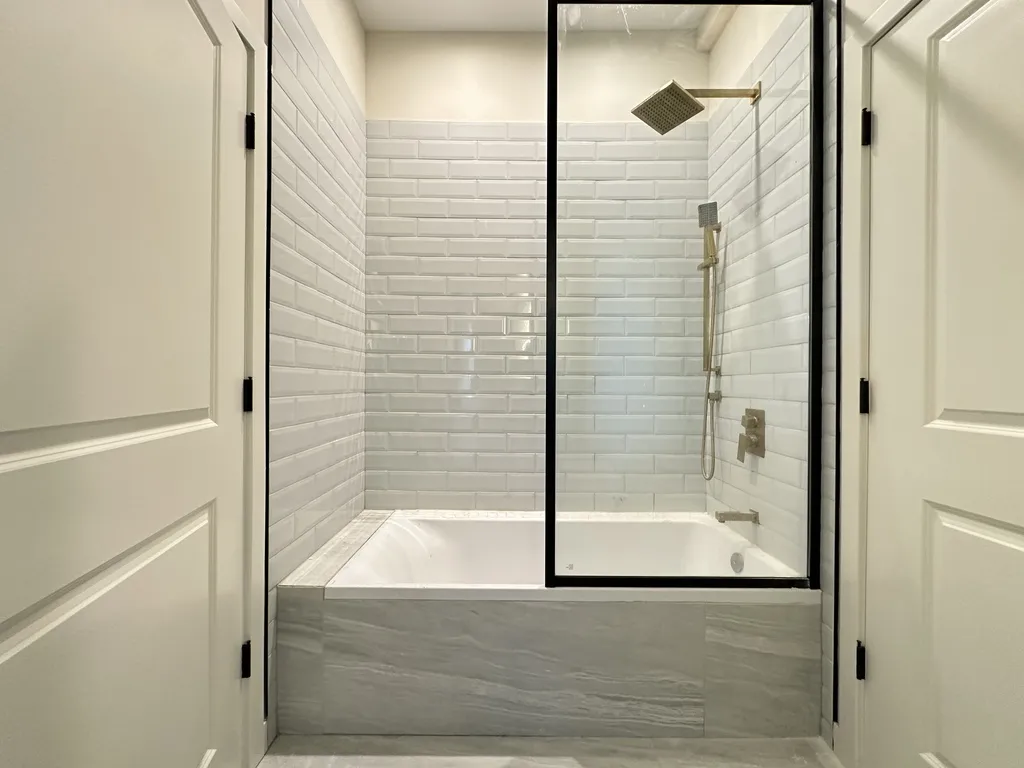 6340 W Belmont Ave, ,  60634, USA 60634-unit#202-Chicago-IL