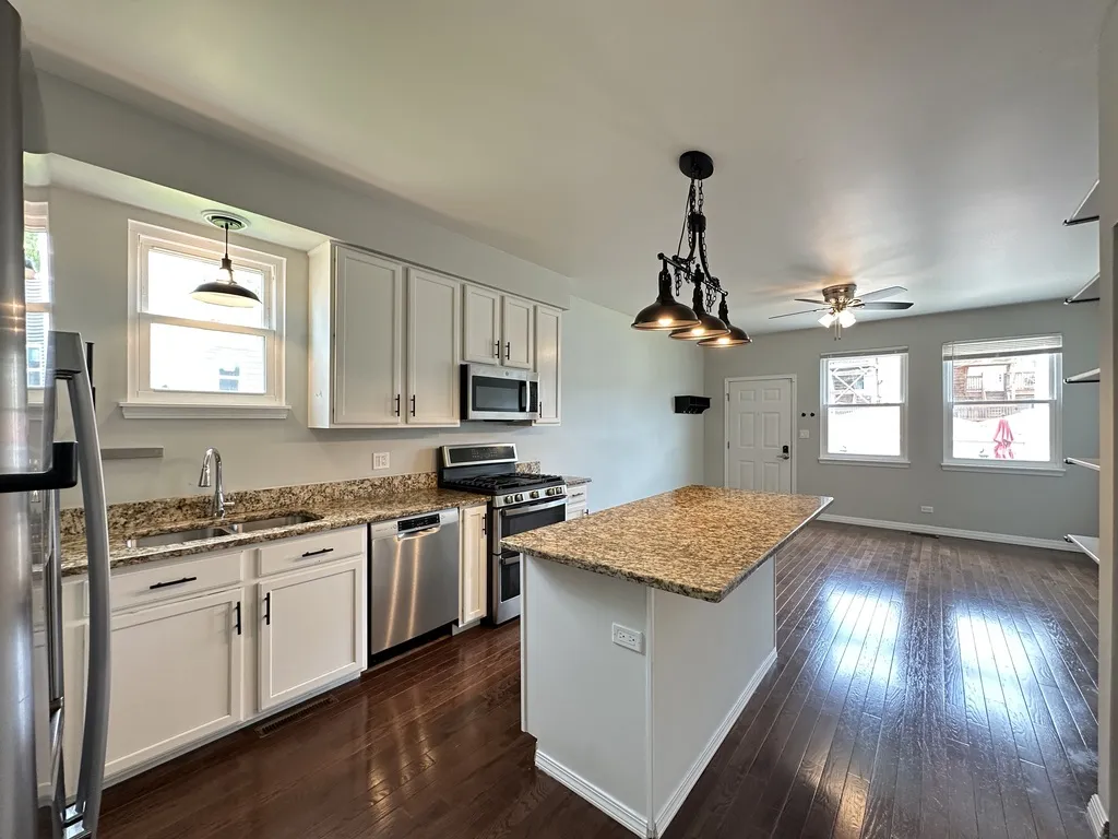 3629 S Indiana Ave, ,  60653, USA 60653-unit#A-Chicago-IL