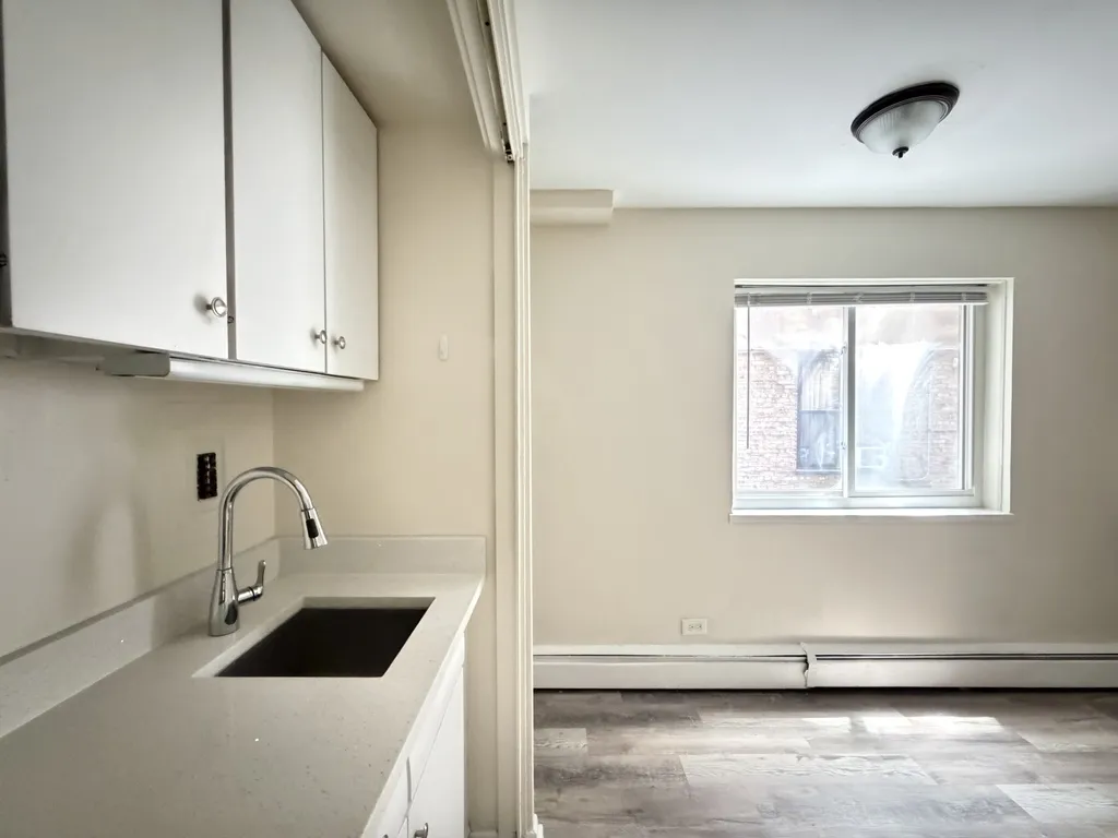 1400 Ave, Evanston, 60201, USA 60201-unit#105-Chicago-IL