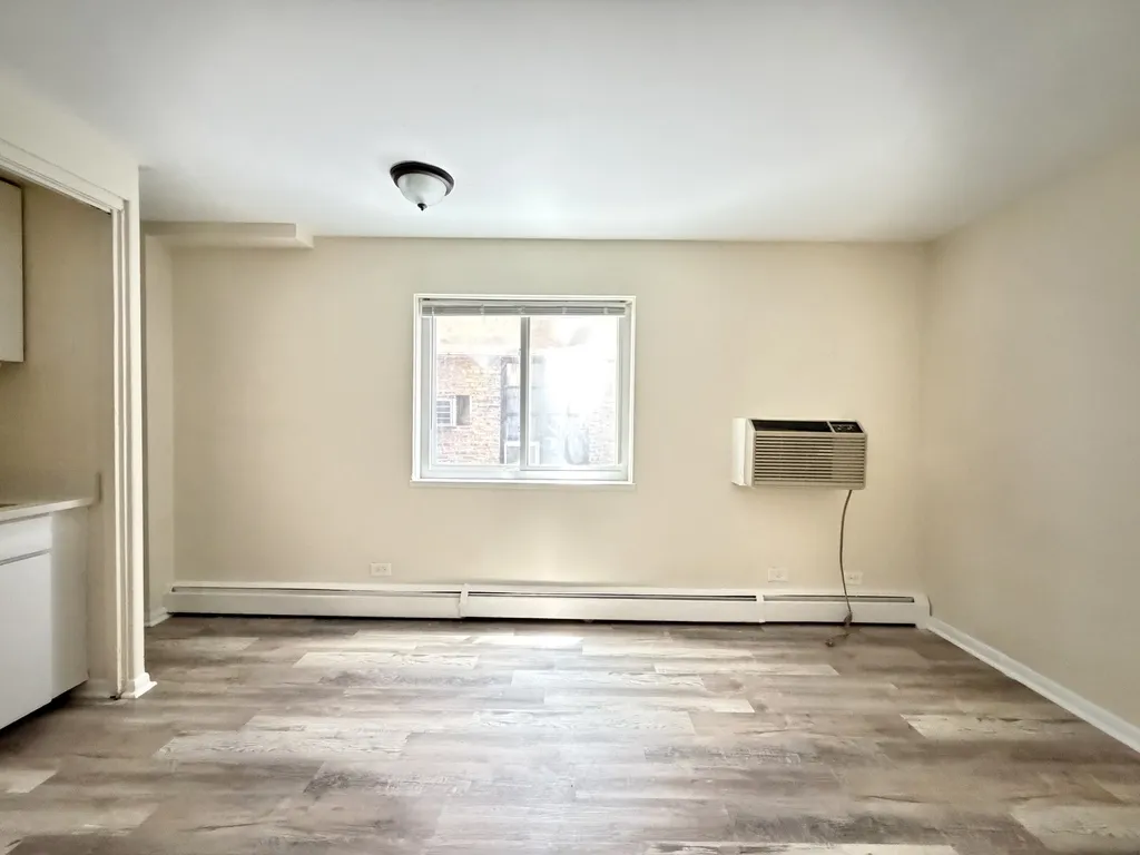 1400 Ave, Evanston, 60201, USA 60201-unit#105-Chicago-IL