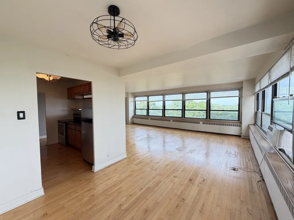 4180 N Marine Dr, , 60613, USA 60613-unit#705-Chicago-IL