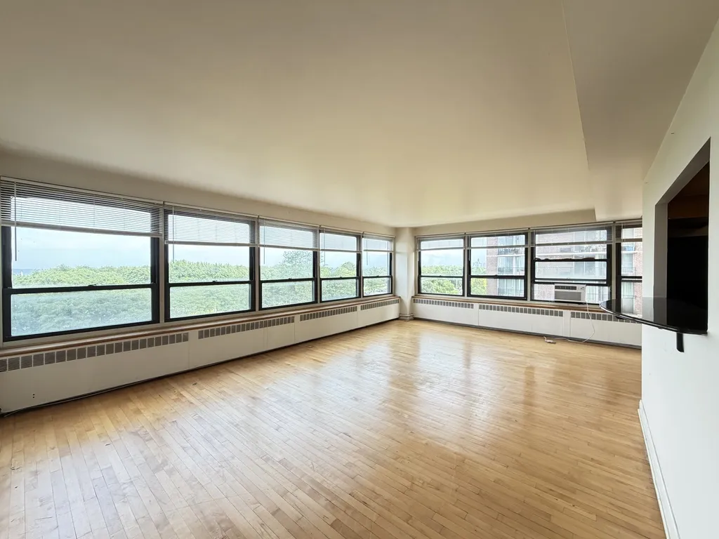 4180 N Marine Dr, , 60613, USA 60613-unit#705-Chicago-IL