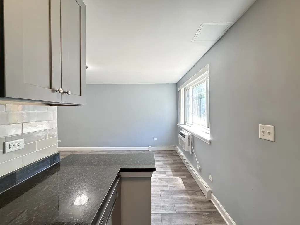 663 W Grace St, , 60613, USA 60613-unit#107-Chicago-IL