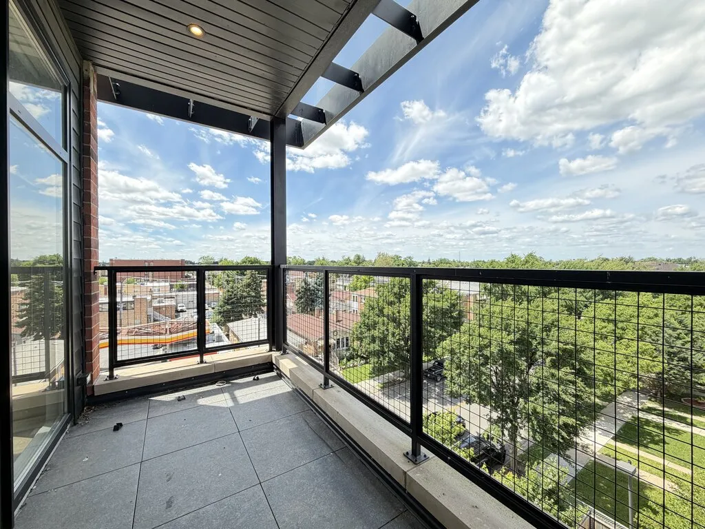 3207 N Narragansett Ave, , 60634, USA 60634-unit#404-Chicago-IL