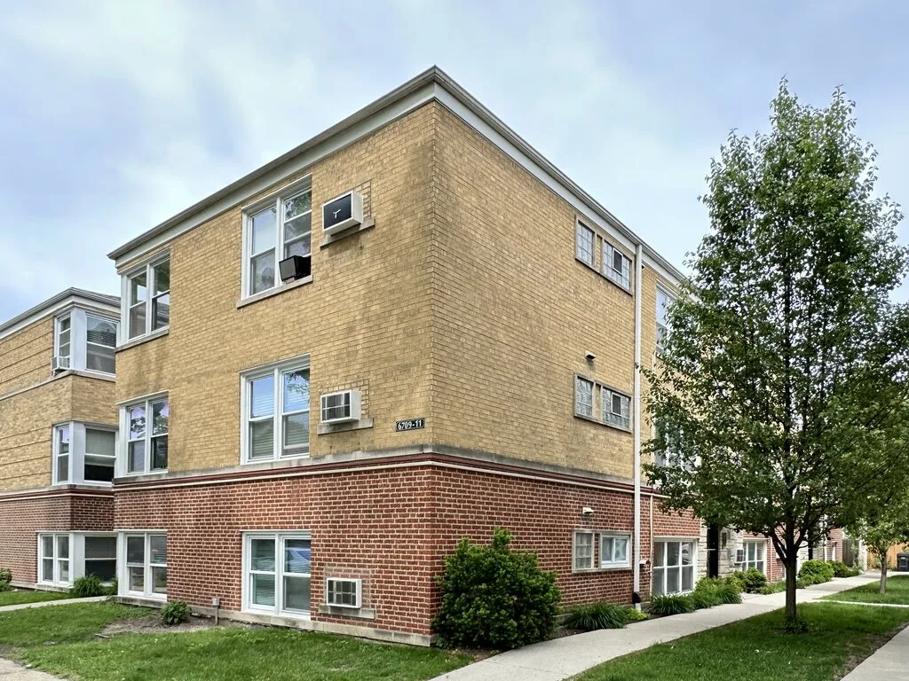 6709 N California Ave, , 60645, USA 60645-unit#2N-Chicago-IL