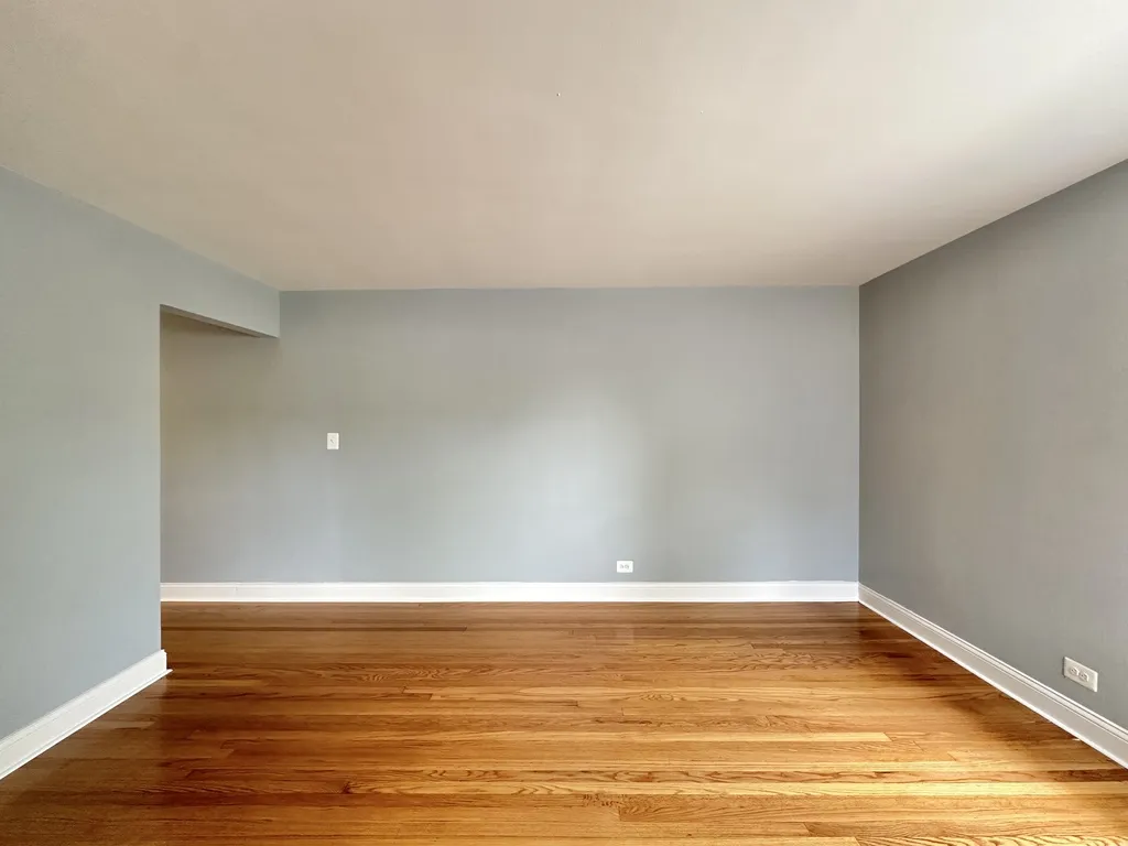 6709 N California Ave, , 60645, USA 60645-unit#2N-Chicago-IL