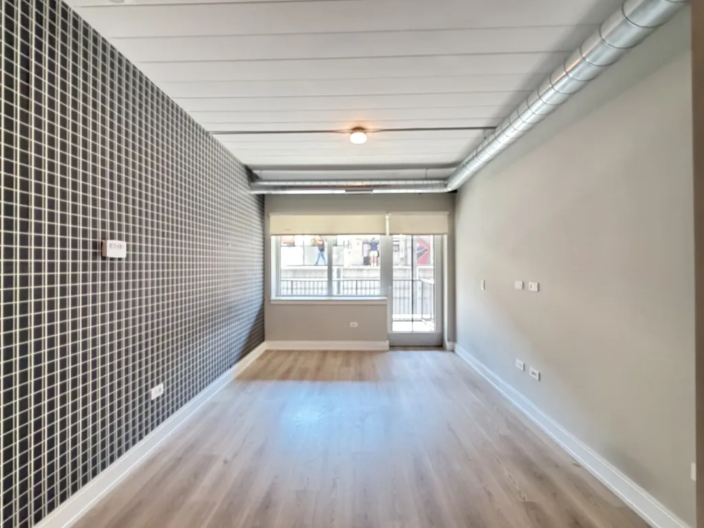 941 W Belmont Ave, ,  60657, USA 60657-unit#204-Chicago-IL