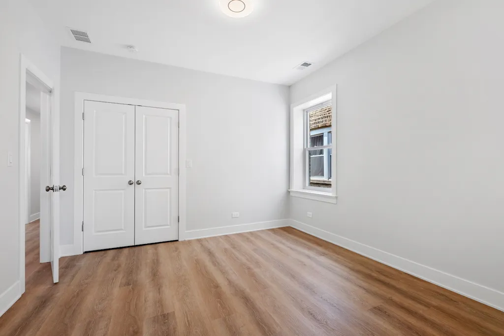 6423 N Washtenaw Ave, ,  60645, USA 60645-unit#3-Chicago-IL