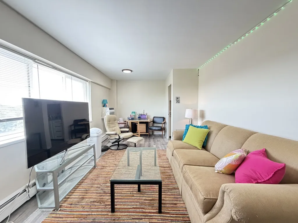 1400  Ave, Evanston,  60201, USA 60201-unit#703-Chicago-IL