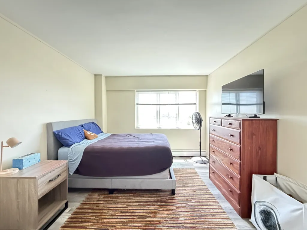 1400  Ave, Evanston,  60201, USA 60201-unit#703-Chicago-IL