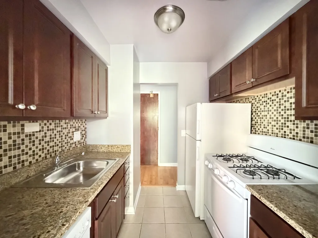 5820 N Sheridan Rd, , 60660, USA 60660-unit#502-Chicago-IL