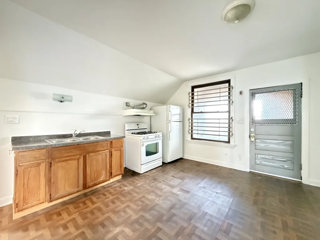1609 N McVicker Ave, , 60639, USA 60639-unit#CH2-Chicago-IL