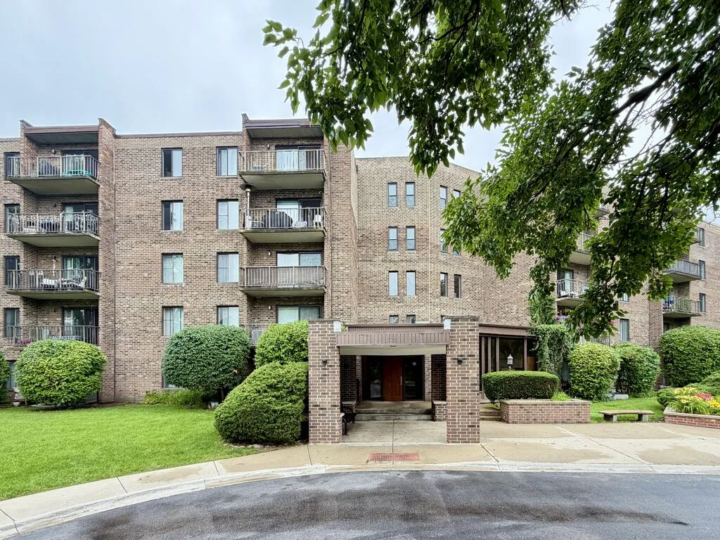 525 N Quentin Rd, Palatine, 60067, USA 60067-unit#317-Chicago-IL