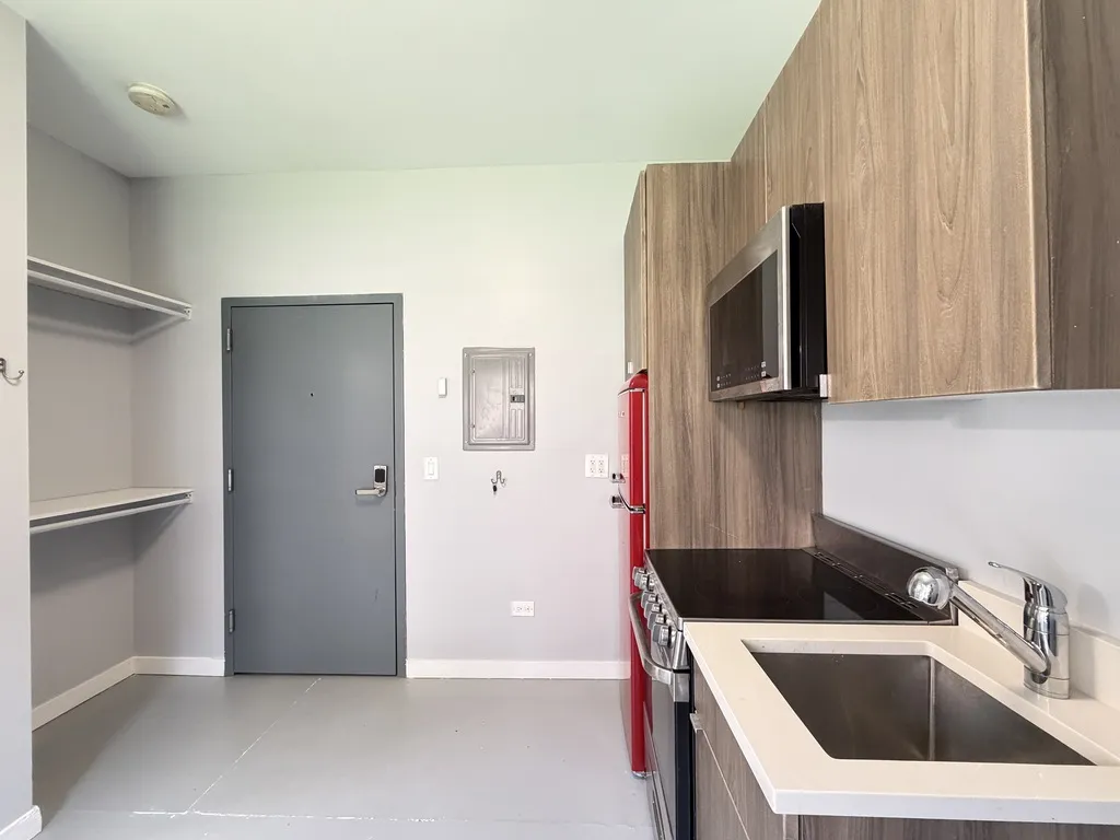4700 N Racine Ave, ,  60640, USA 60640-unit#110-Chicago-IL
