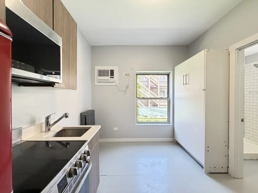 4700 N Racine Ave, ,  60640, USA 60640-unit#110-Chicago-IL