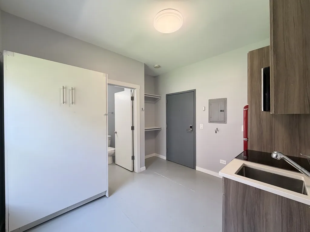 4700 N Racine Ave, ,  60640, USA 60640-unit#110-Chicago-IL