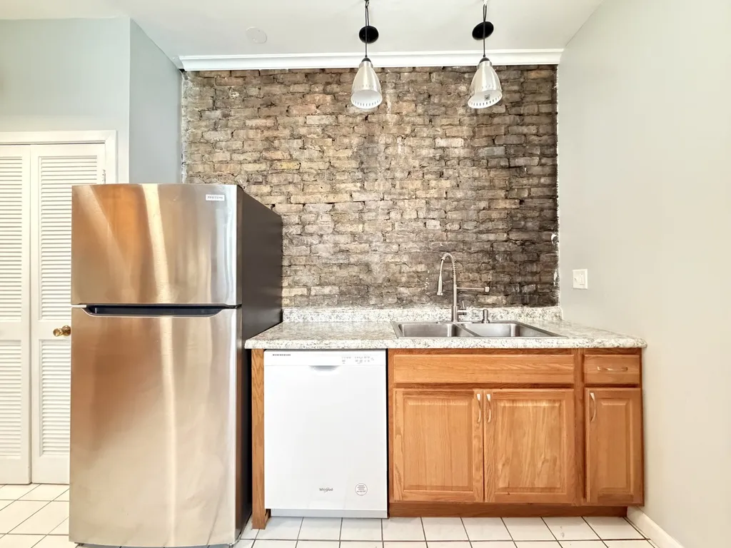 4120 N Clarendon Ave, , 60613, USA 60613-unit#1-Chicago-IL