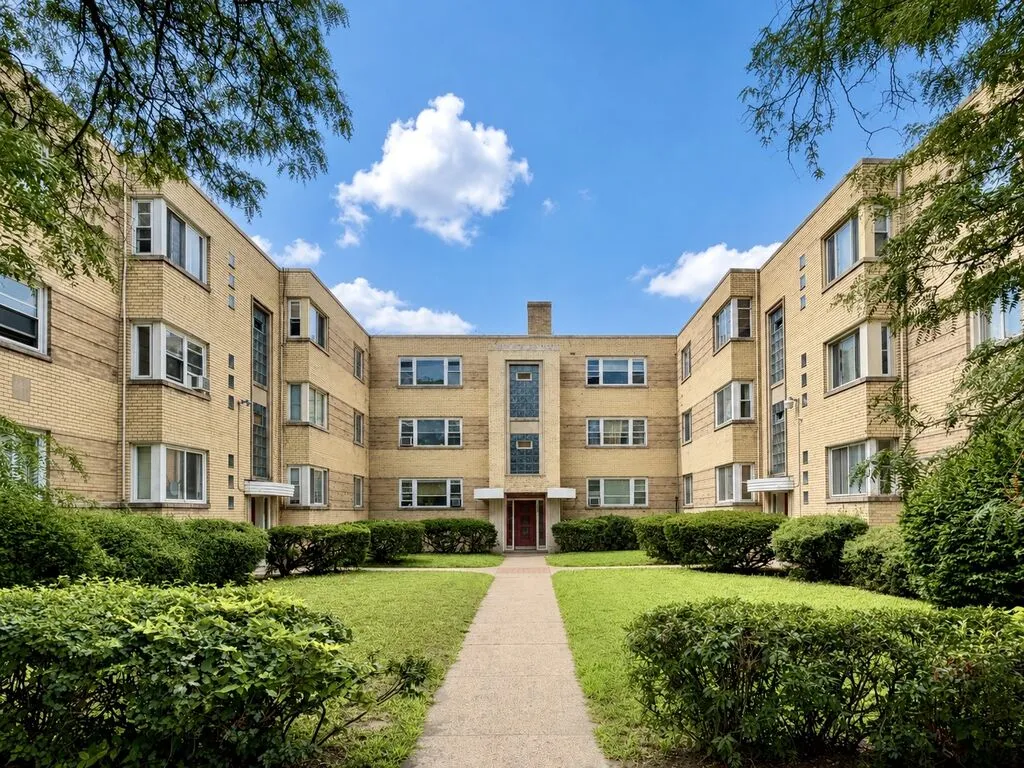 2057 E 72nd St, , 60649, USA 60649-unit#3-Chicago-IL