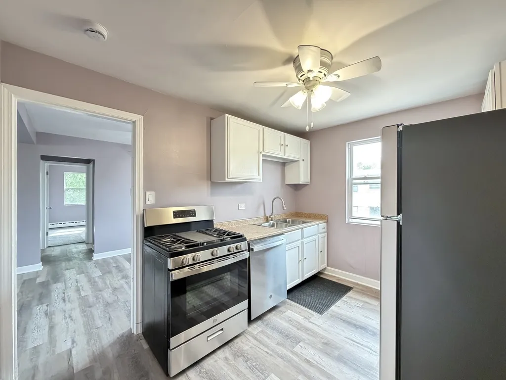 2057 E 72nd St, , 60649, USA 60649-unit#3-Chicago-IL