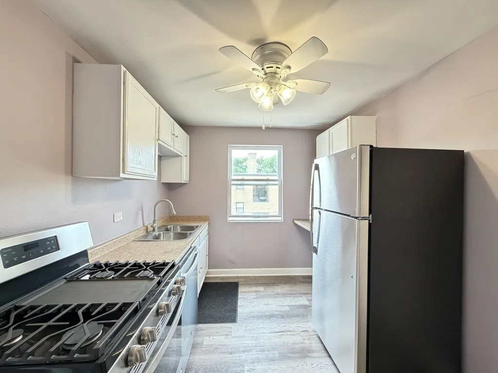2057 E 72nd St, , 60649, USA 60649-unit#3-Chicago-IL
