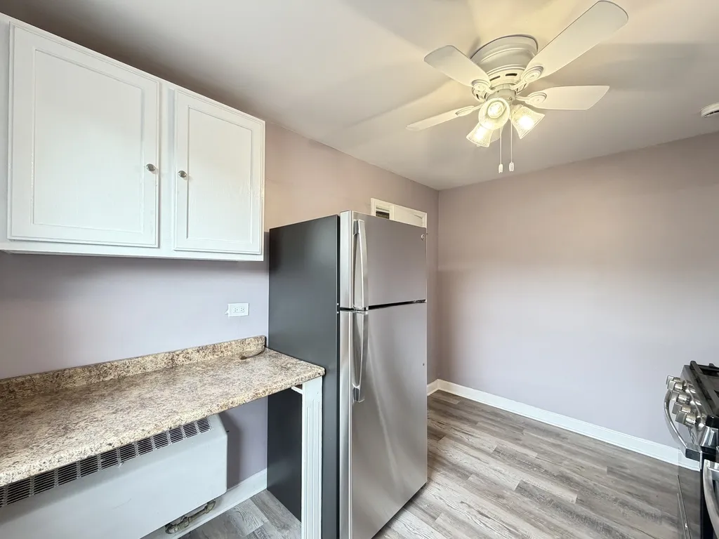 2057 E 72nd St, , 60649, USA 60649-unit#3-Chicago-IL
