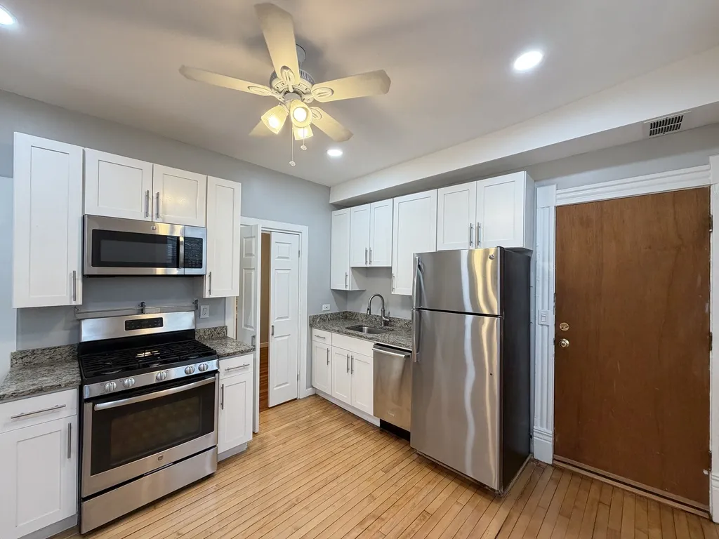 2236 W Belden Ave, , 60647, USA 60647-unit#2B-Chicago-IL