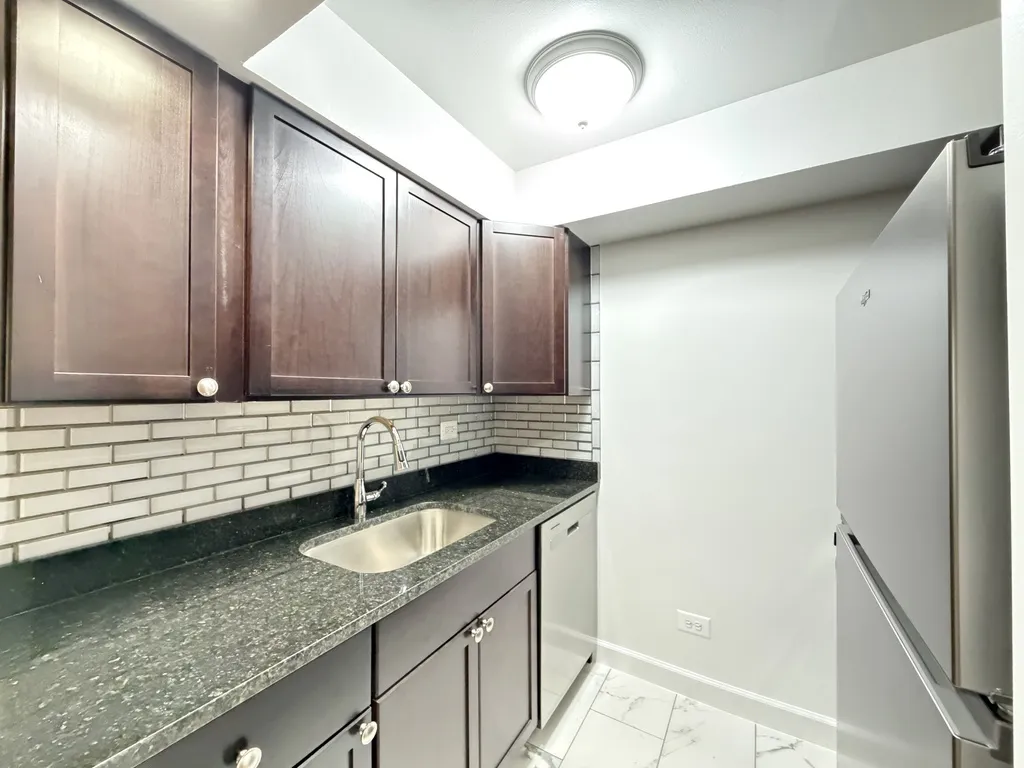 6830 N Sheridan Rd, , 60626, USA 60626-unit#263-Chicago-IL