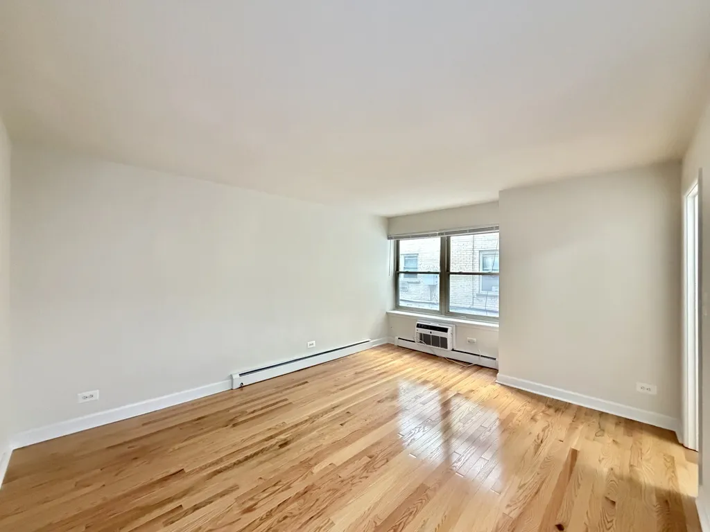 6830 N Sheridan Rd, , 60626, USA 60626-unit#263-Chicago-IL