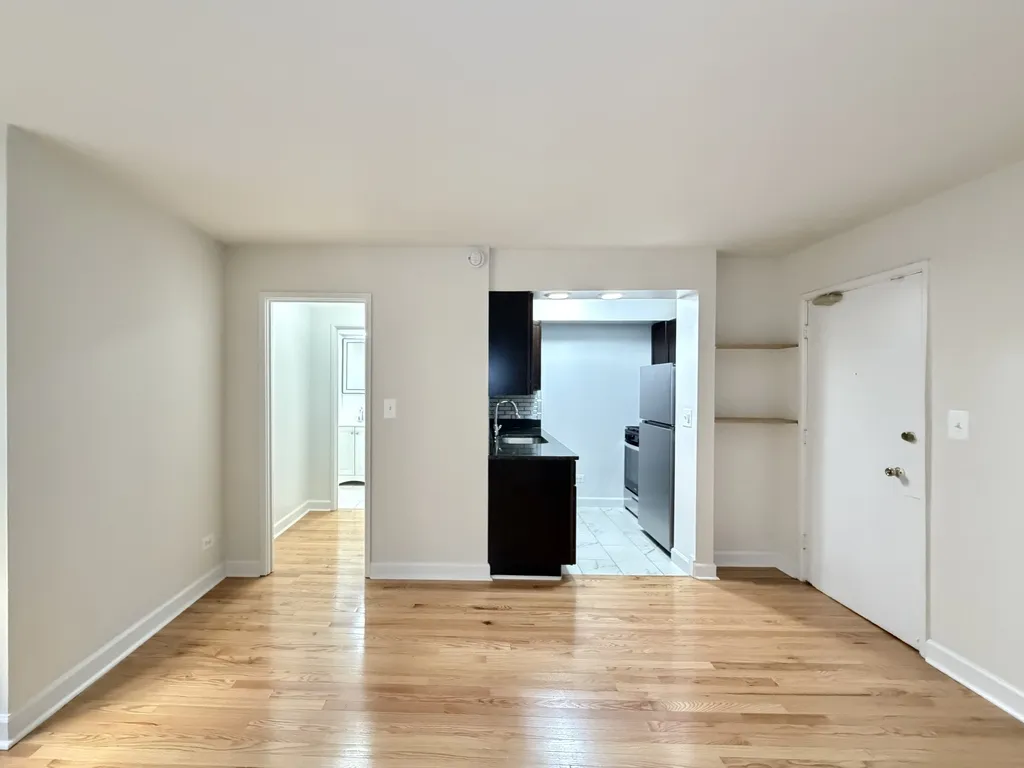 6830 N Sheridan Rd, , 60626, USA 60626-unit#263-Chicago-IL