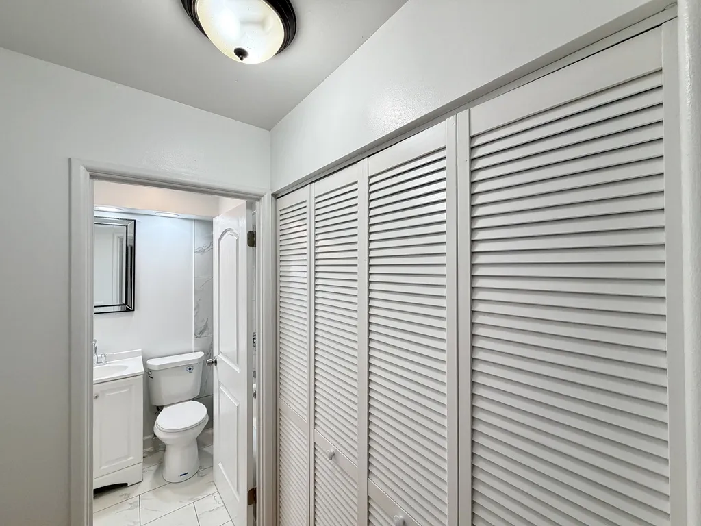 6830 N Sheridan Rd, , 60626, USA 60626-unit#263-Chicago-IL