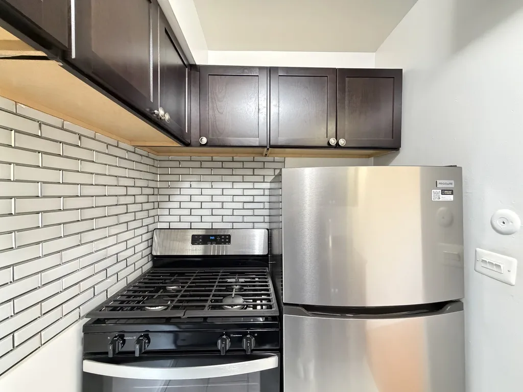 6830 N Sheridan Rd, ,  60626, USA 60626-unit#554-Chicago-IL