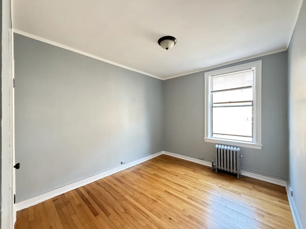 1371 W Estes Ave, , 60626, USA 60626-unit#2F-Chicago-IL