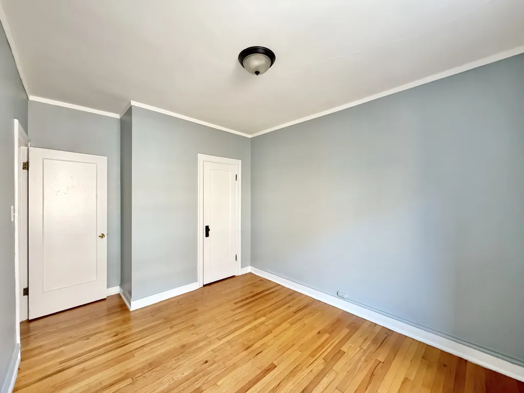 1371 W Estes Ave, , 60626, USA 60626-unit#2F-Chicago-IL