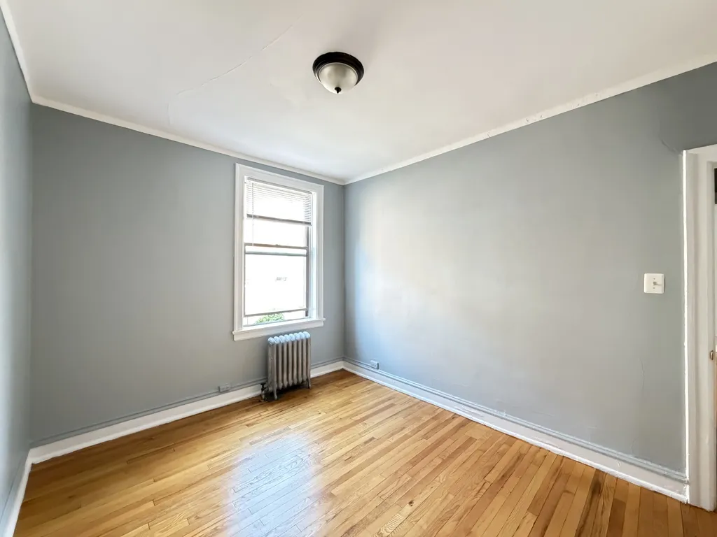 1371 W Estes Ave, , 60626, USA 60626-unit#2F-Chicago-IL