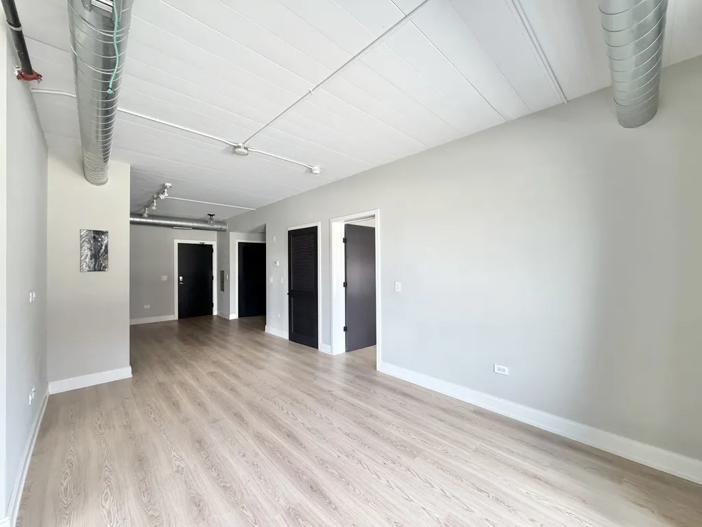 941 W Belmont Ave, , 60657, USA 60657-unit#403-Chicago-IL