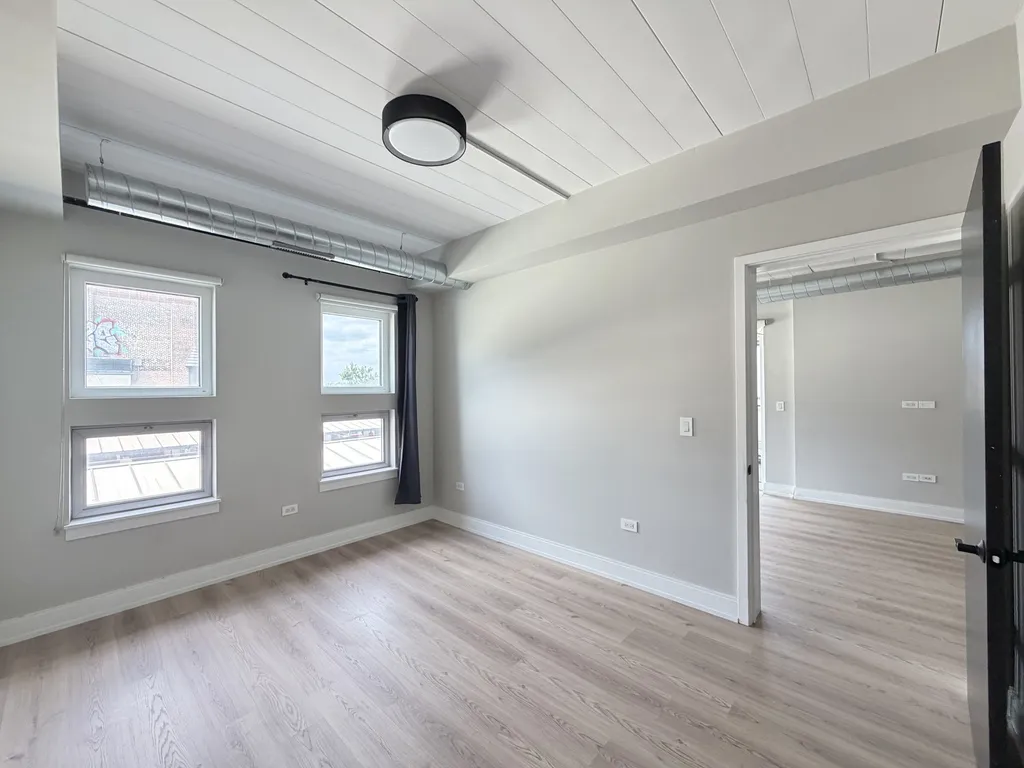 941 W Belmont Ave, , 60657, USA 60657-unit#403-Chicago-IL