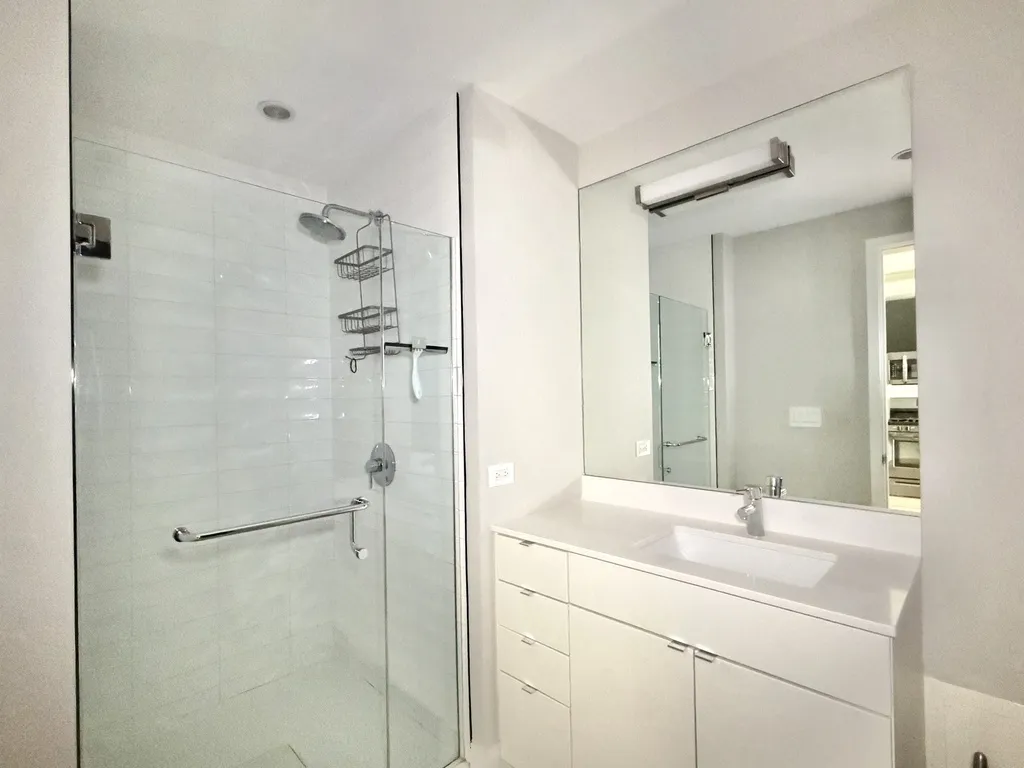 941 W Belmont Ave, , 60657, USA 60657-unit#403-Chicago-IL