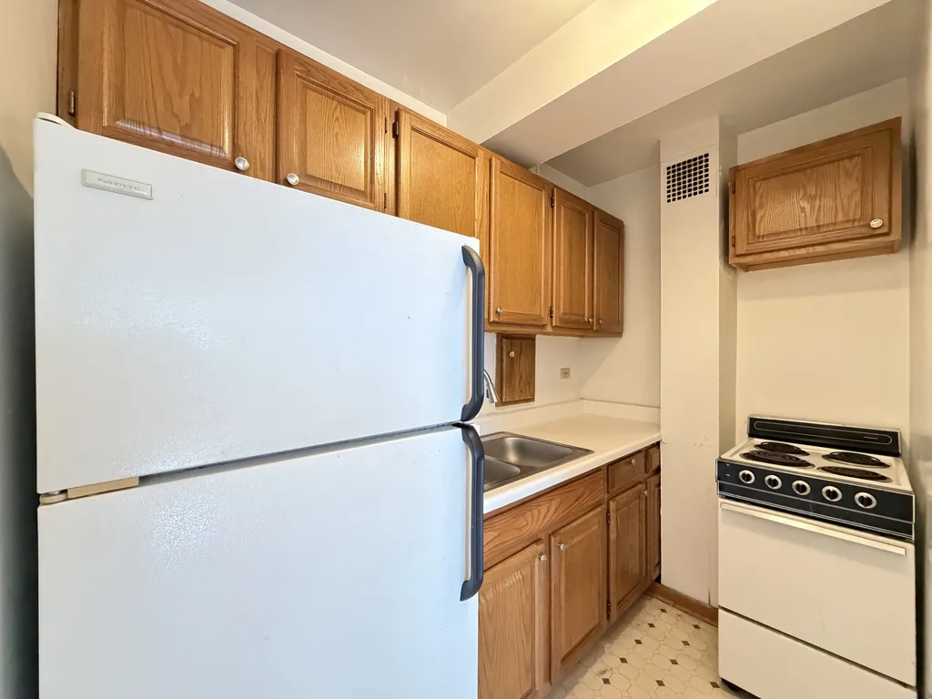 4180 N Marine Dr, ,  60613, USA 60613-unit#512-Chicago-IL