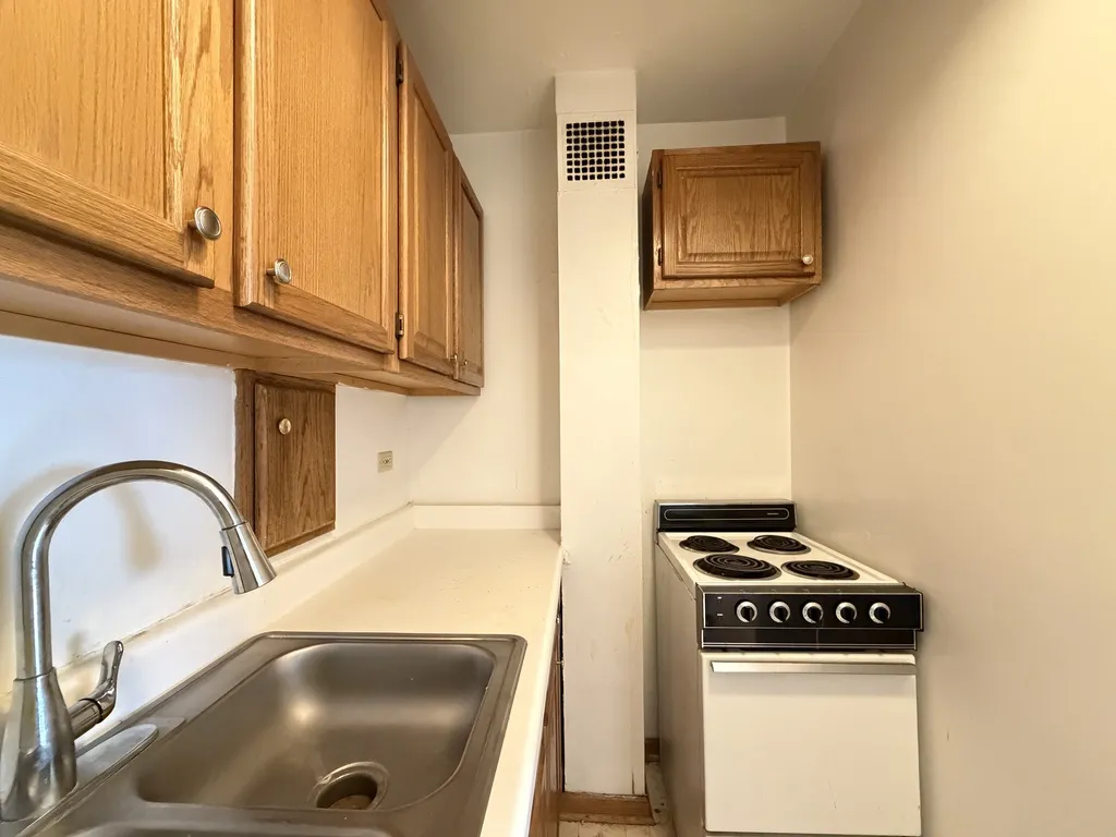 4180 N Marine Dr, ,  60613, USA 60613-unit#512-Chicago-IL