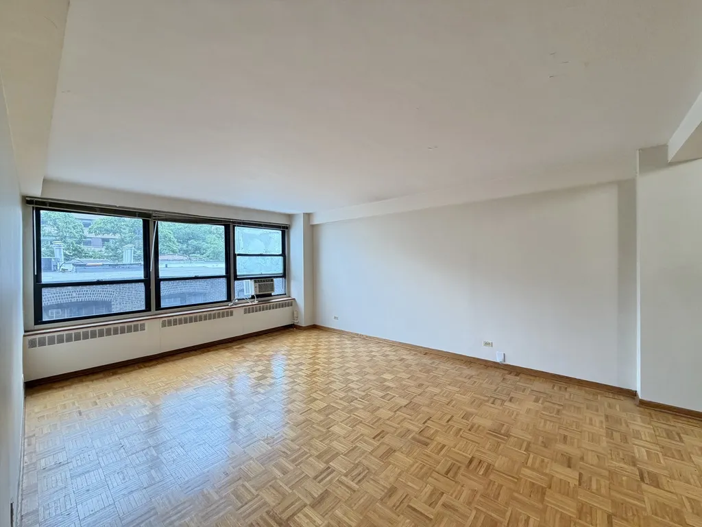 4180 N Marine Dr, ,  60613, USA 60613-unit#512-Chicago-IL