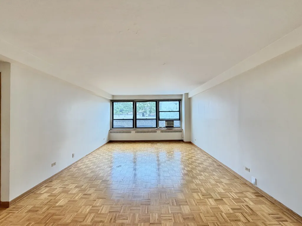 4180 N Marine Dr, ,  60613, USA 60613-unit#512-Chicago-IL