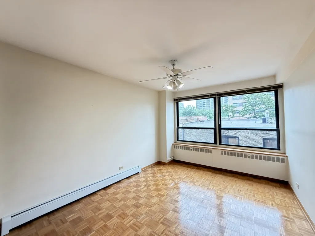 4180 N Marine Dr, ,  60613, USA 60613-unit#512-Chicago-IL