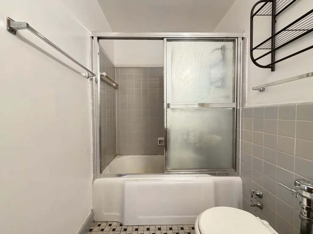 4180 N Marine Dr, ,  60613, USA 60613-unit#512-Chicago-IL