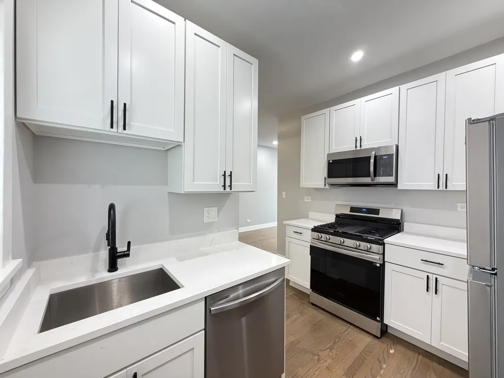 5452 N Paulina St, ,  60640, USA 60640-unit#2F-Chicago-IL