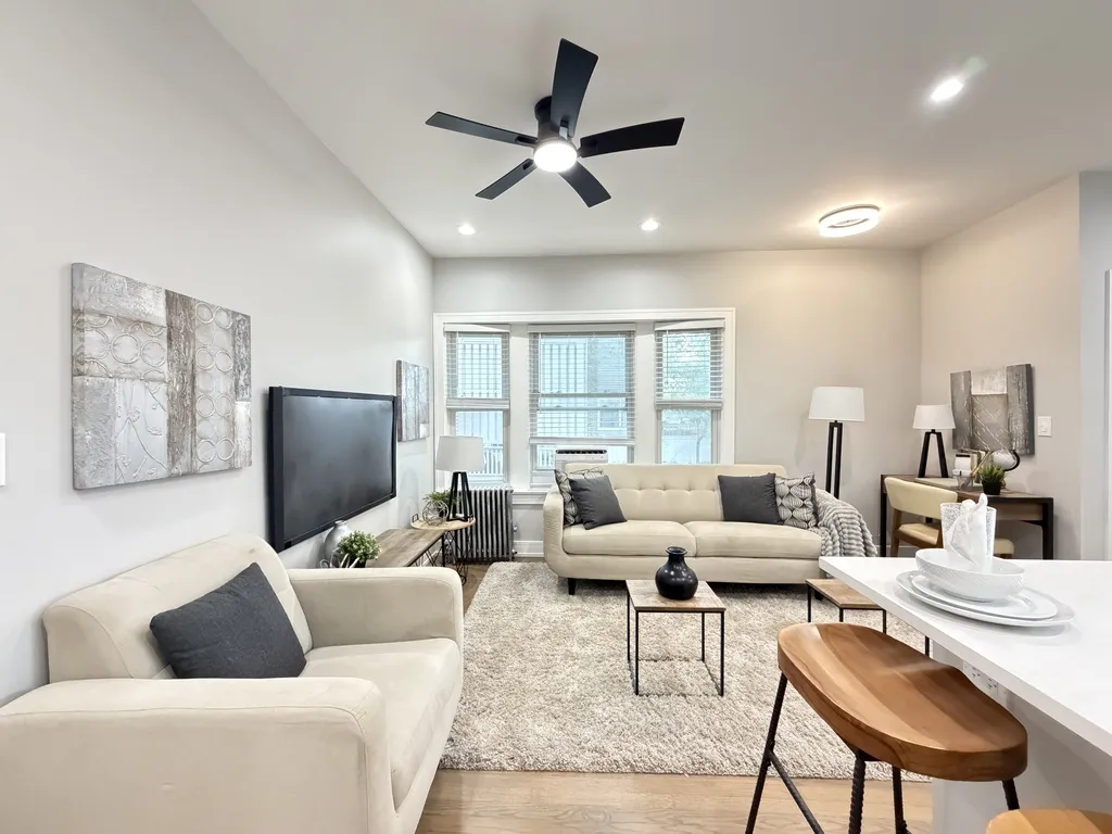 5452 N Paulina St, ,  60640, USA 60640-unit#1R-Chicago-IL