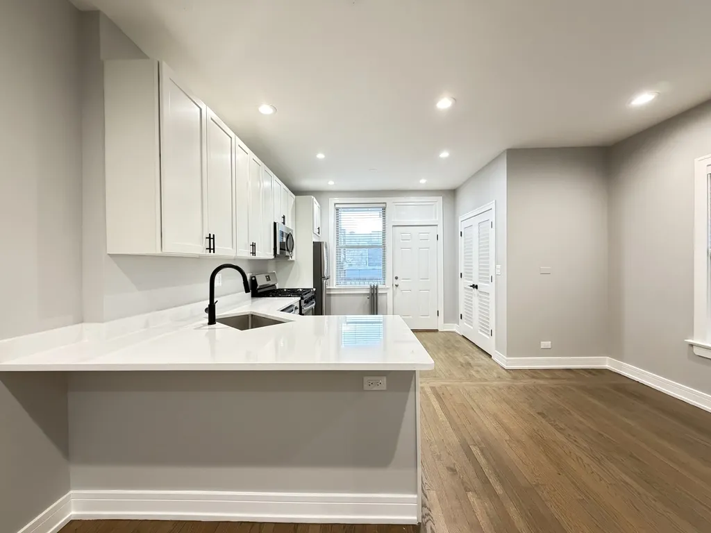 5454 N Paulina St, , 60640, USA 60640-unit#2-Chicago-IL