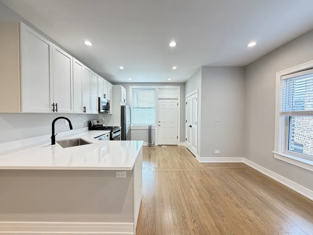 5454 N Paulina St, ,  60640, USA 60640-unit#3-Chicago-IL