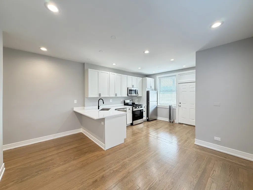 5454 N Paulina St, ,  60640, USA 60640-unit#3-Chicago-IL
