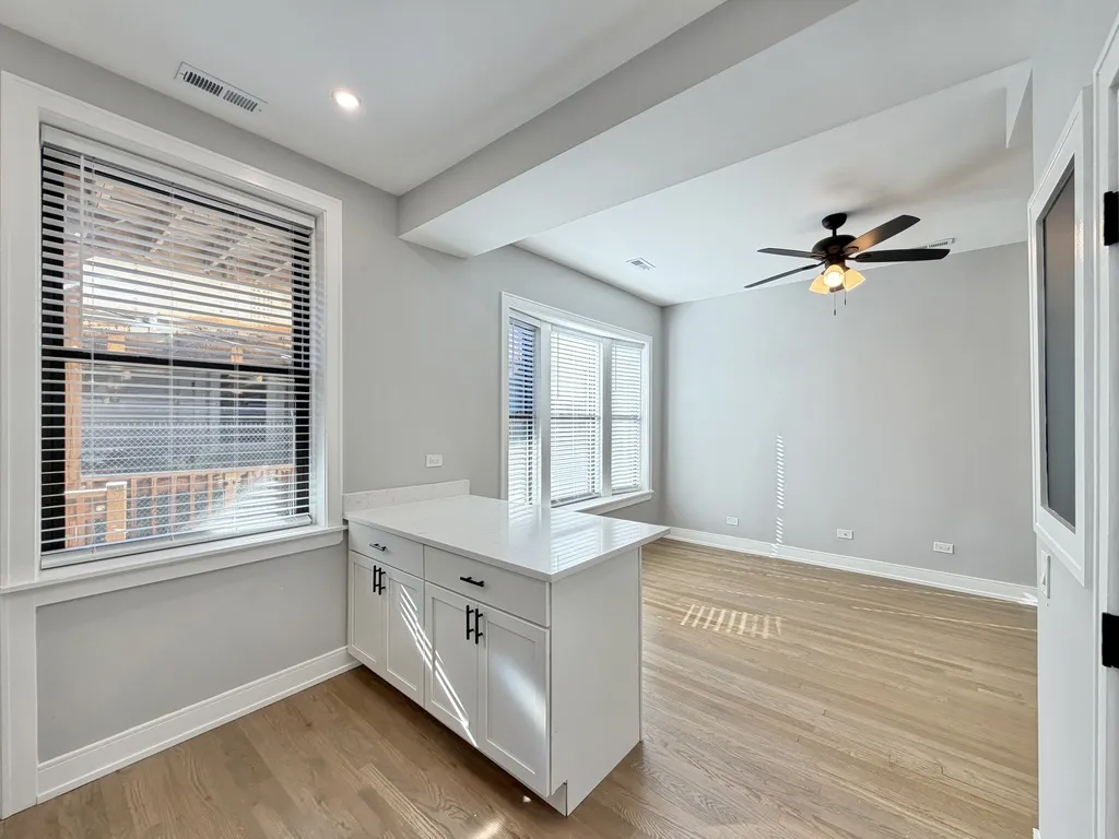 3836 N Wilton Ave, ,  60613, USA 60613-unit#1-Chicago-IL